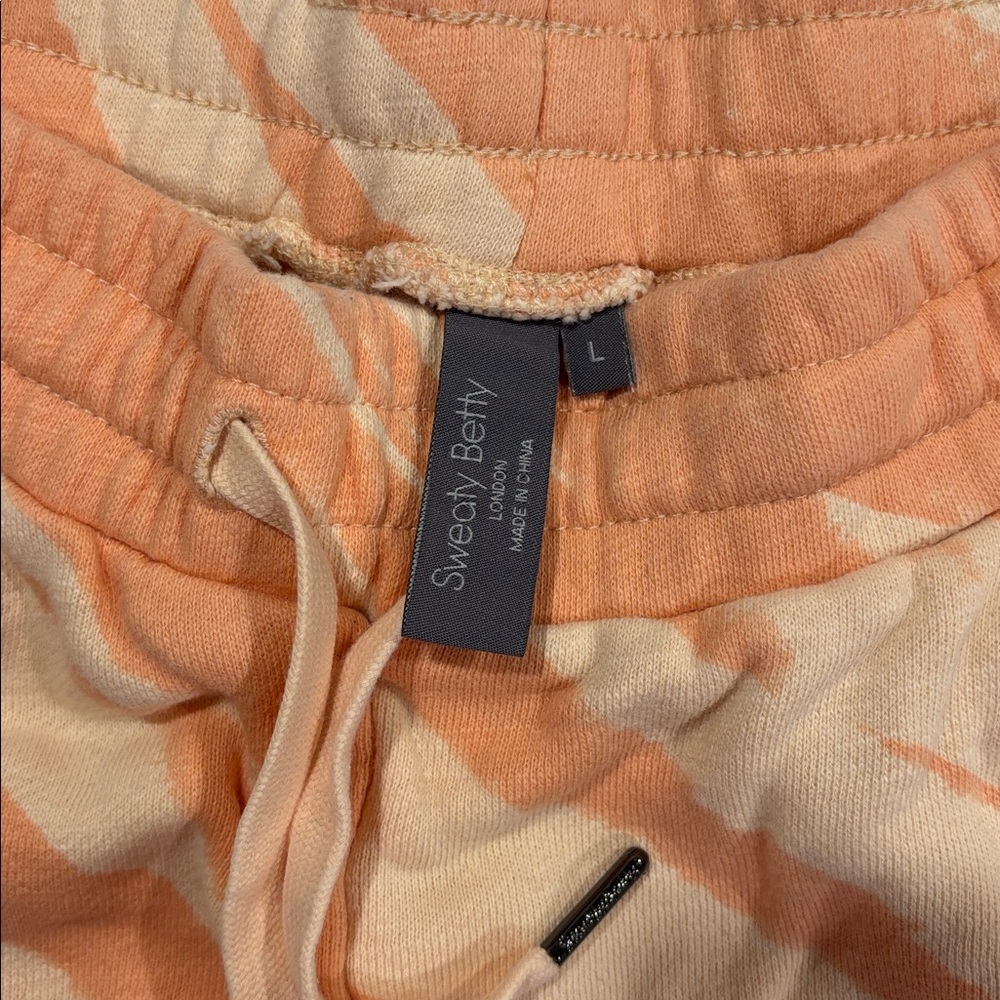 Sweaty Betty essential jogger- nectarine - Picture 2 of 7